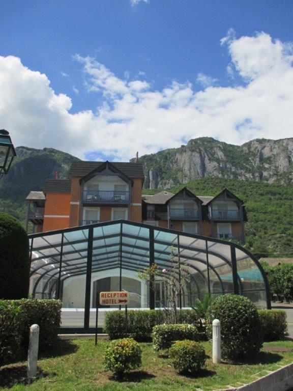 Hotel Chez Pierre D'Agos Esterno foto